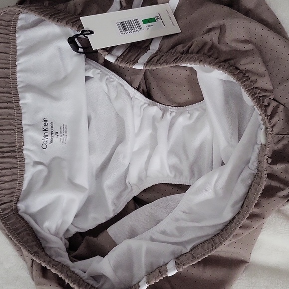 Calvin Klein Women's Athletic Tan Shorts With Built In Underwear - Picture 5 of 5